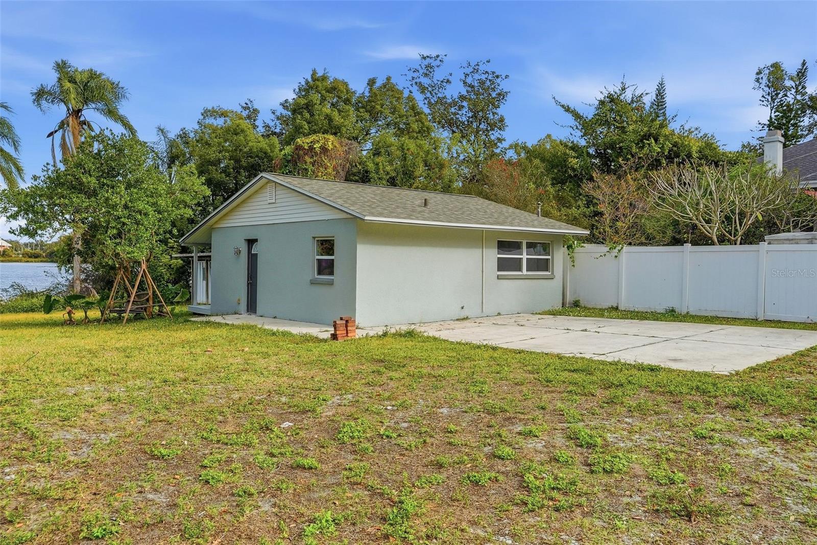 2814 W HUMPHREY ST — photo 49