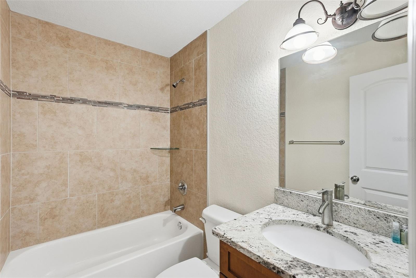 2814 W HUMPHREY ST — photo 27