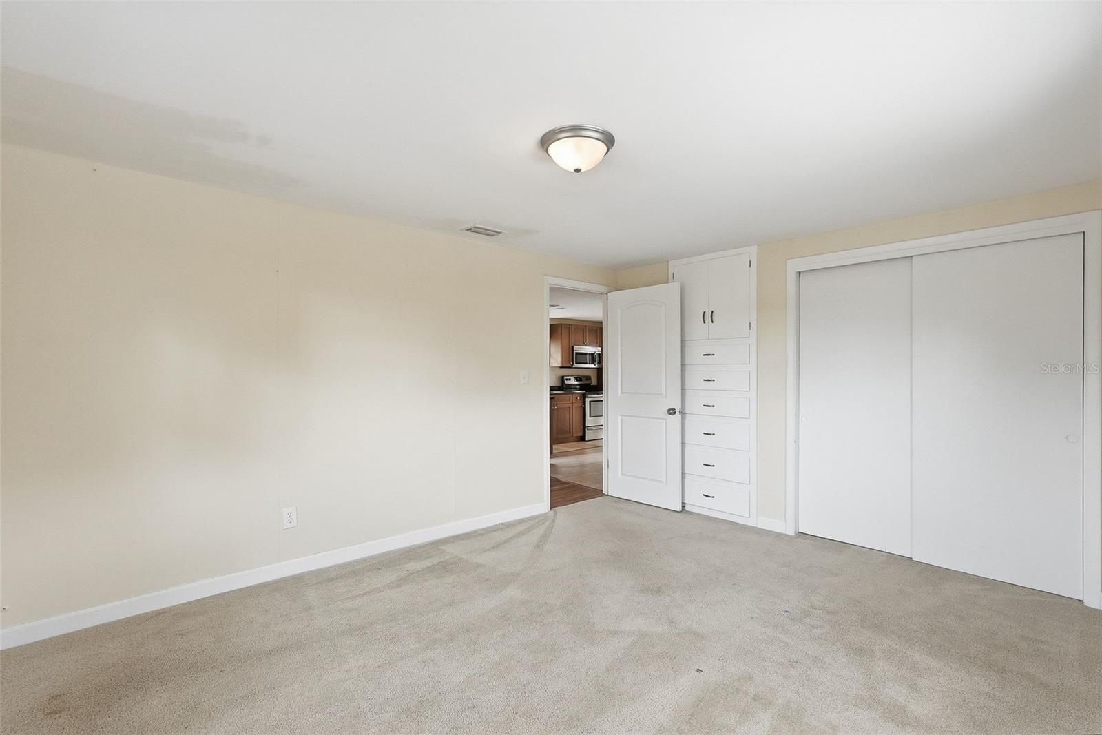 2814 W HUMPHREY ST — photo 37