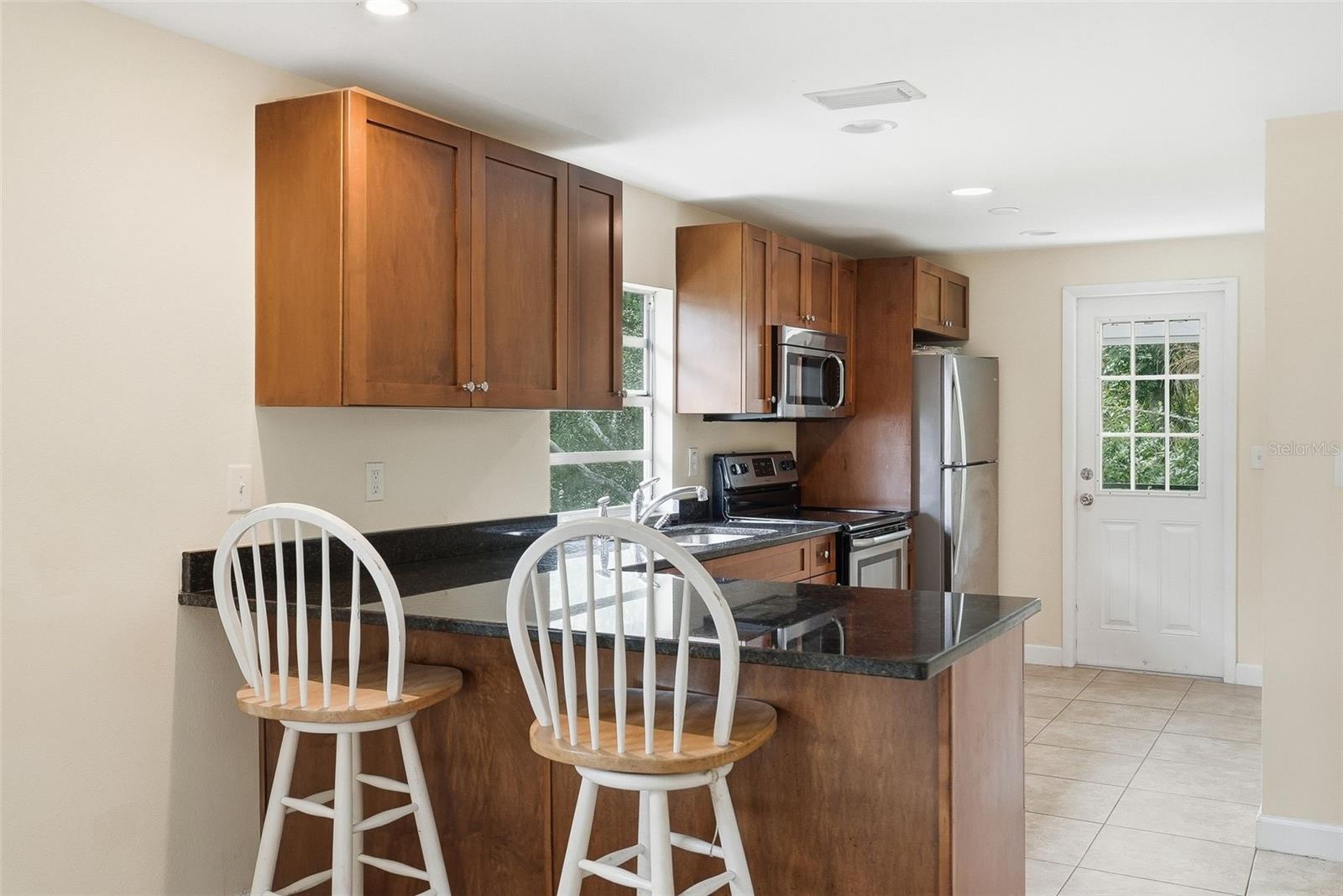2814 W HUMPHREY ST — photo 32