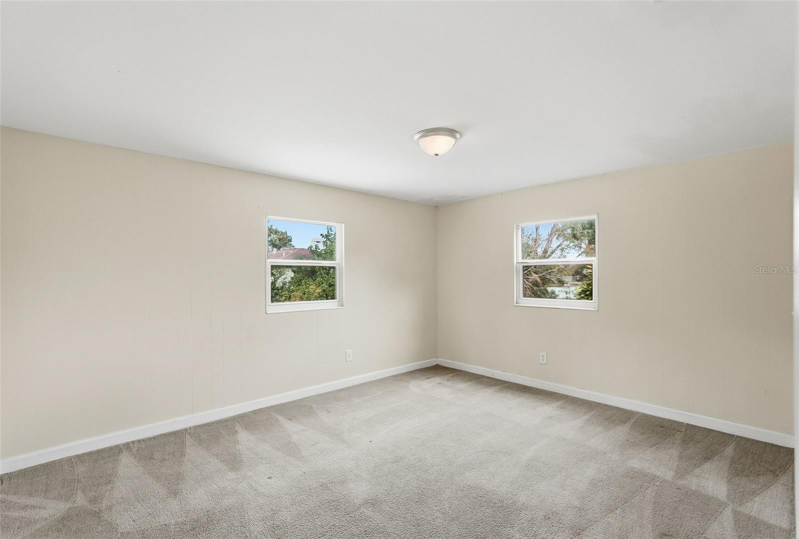 2814 W HUMPHREY ST — photo 36
