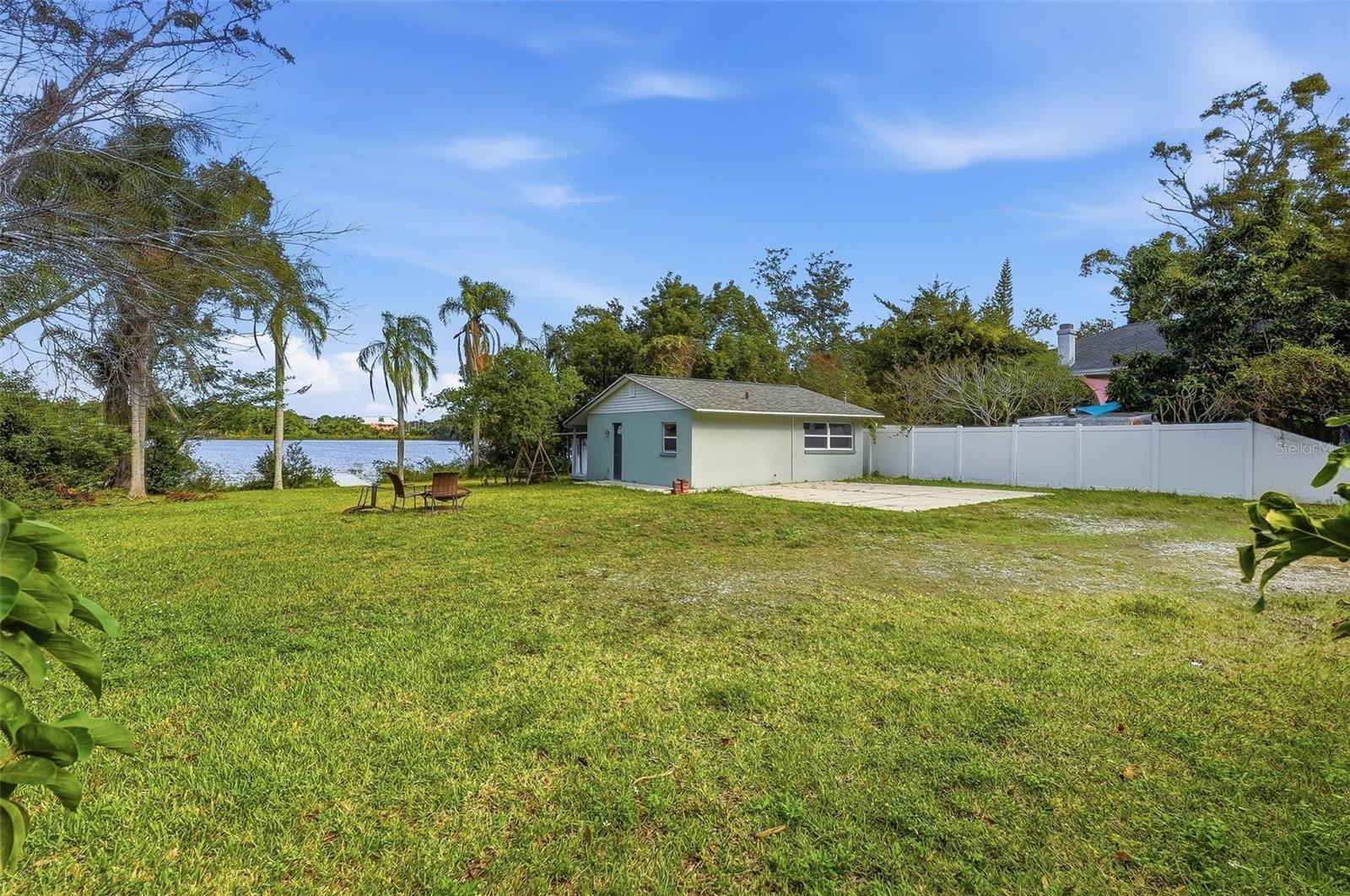 2814 W HUMPHREY ST — photo 48