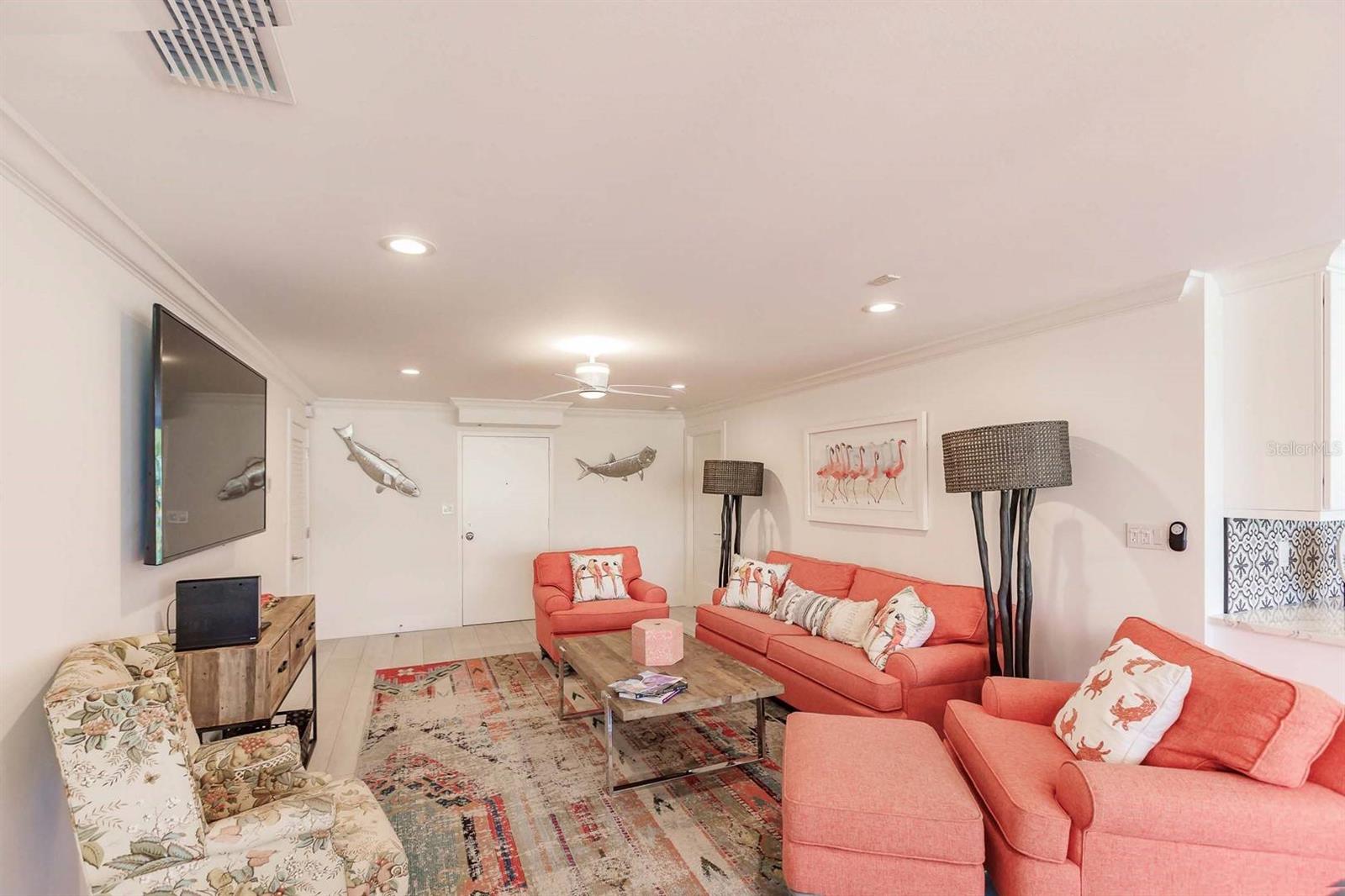 1125 W PEPPERTREE DR #102 — photo 6