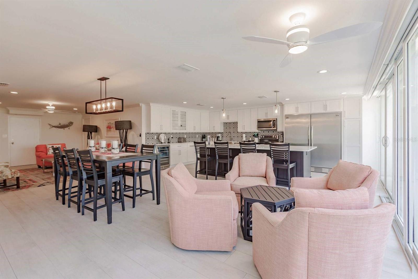 1125 W PEPPERTREE DR #102 — photo 17