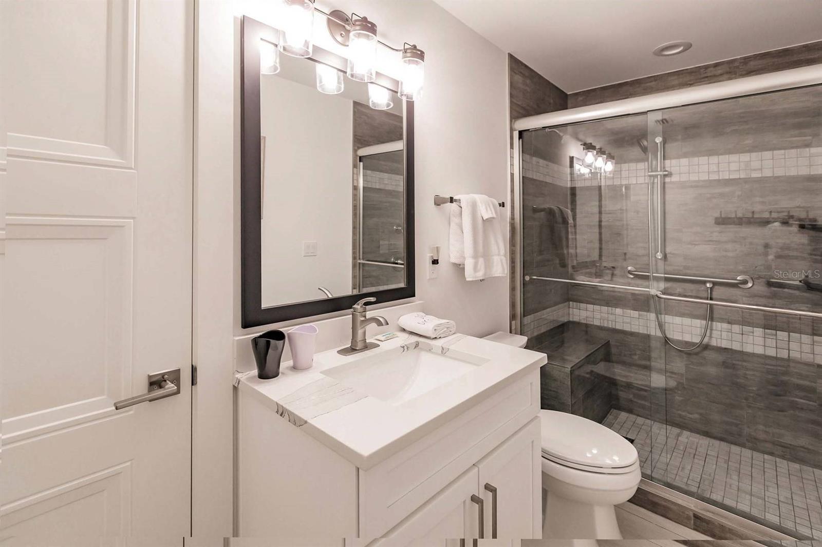 1125 W PEPPERTREE DR #102 — photo 29