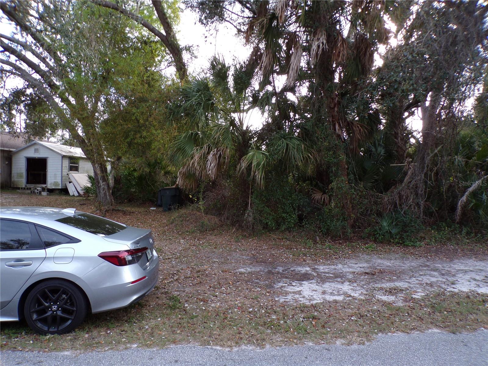 TEPEE AVE — photo 2