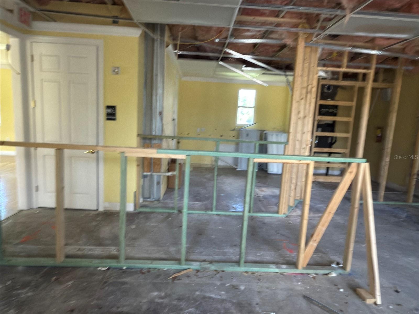 3075 BOBCAT VILLAGE CENTER RD — photo 6