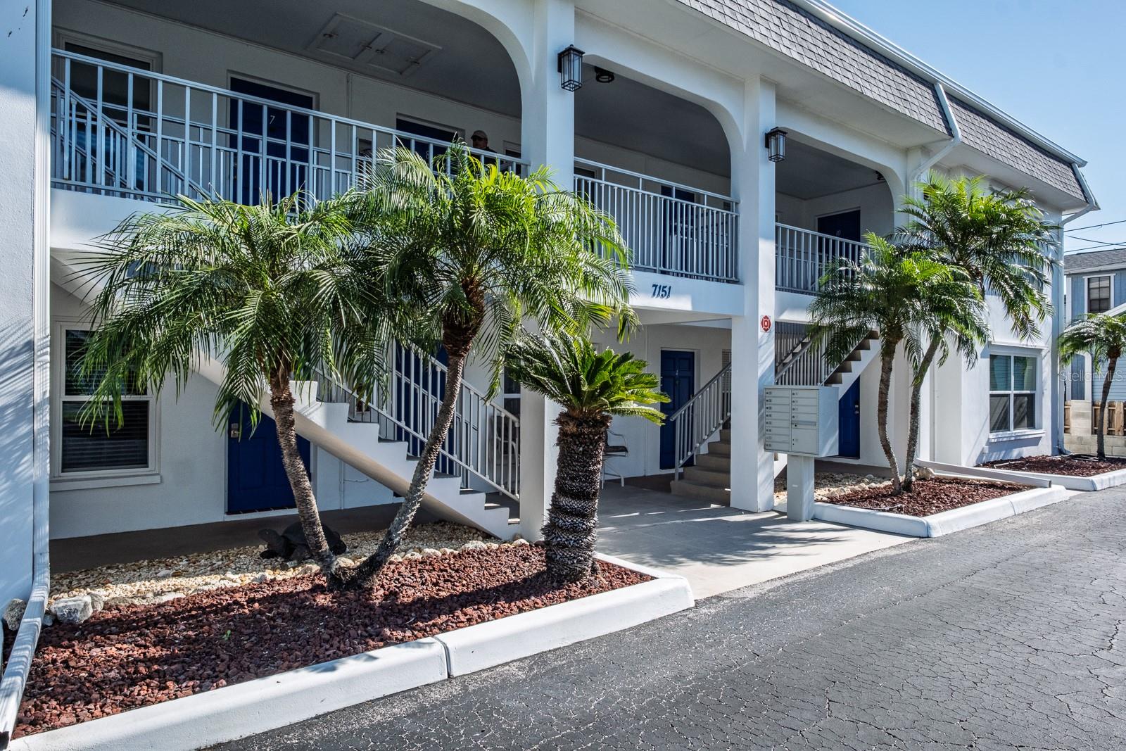 7151 SUNSET WAY #10 — photo 3