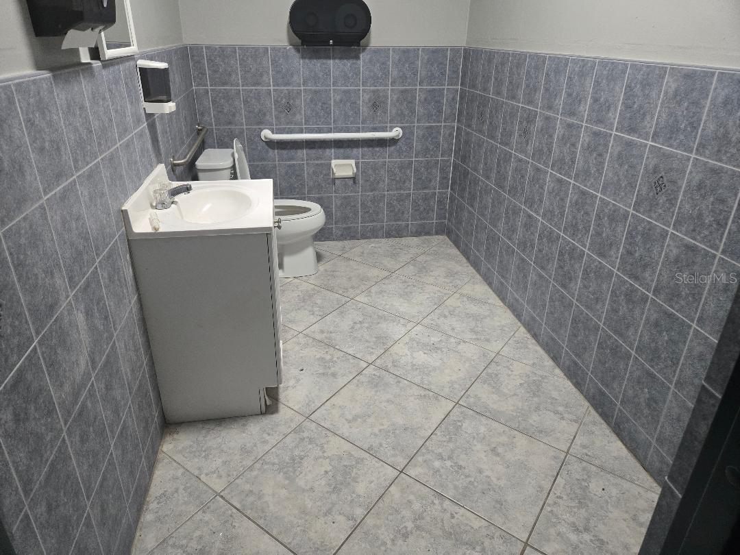 10517 RIVERVIEW DR — photo 7