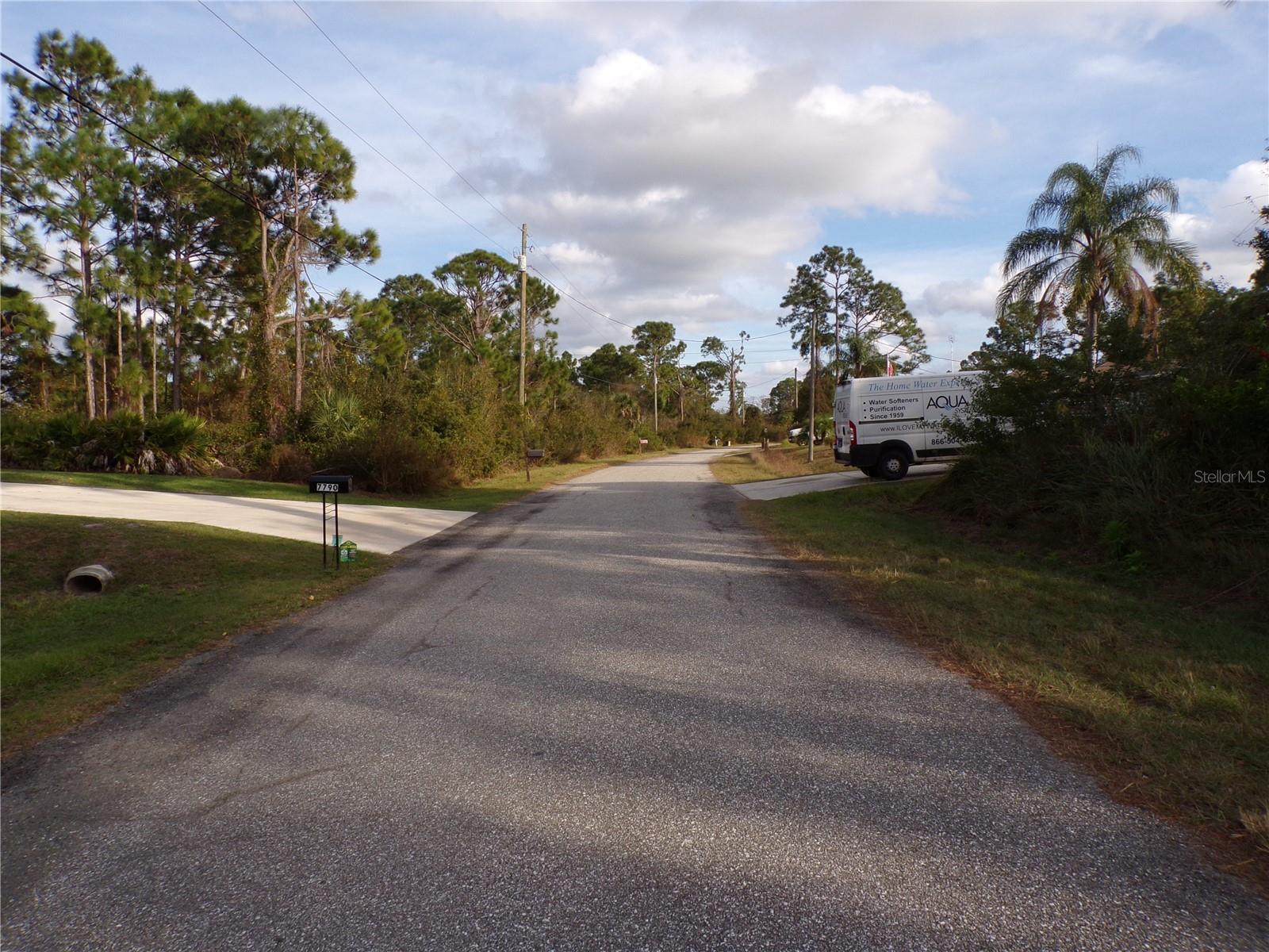 MEROLLA RD — photo 9