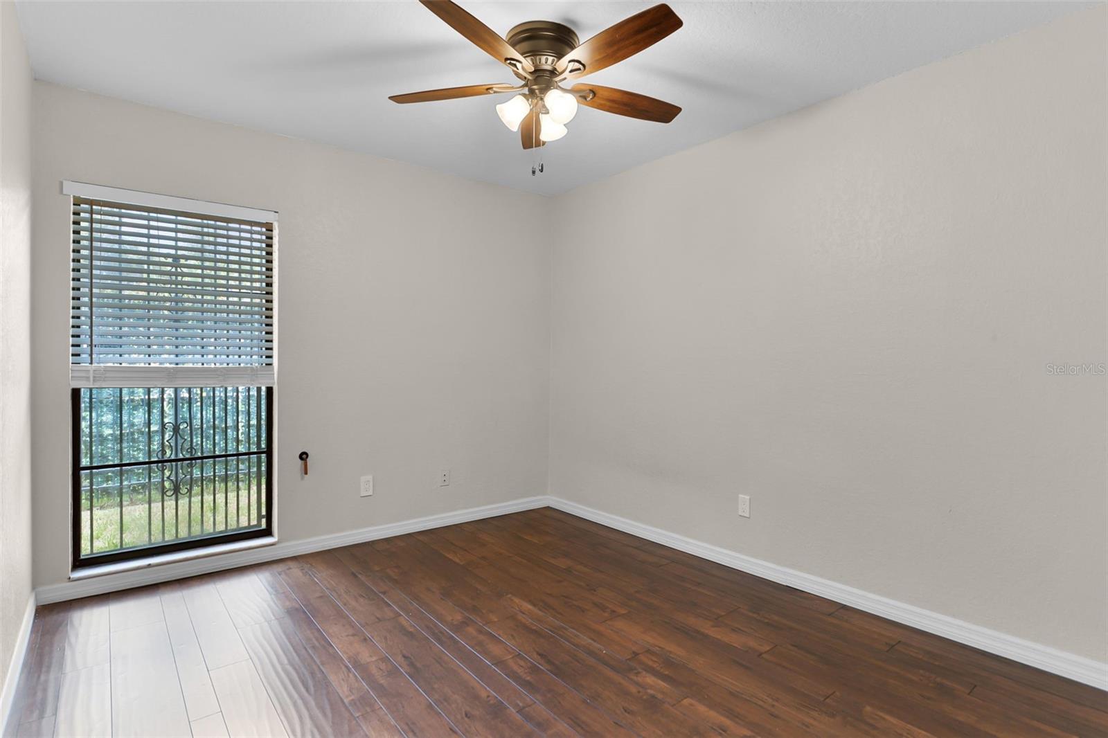 8208 LA SERENA DR — photo 14