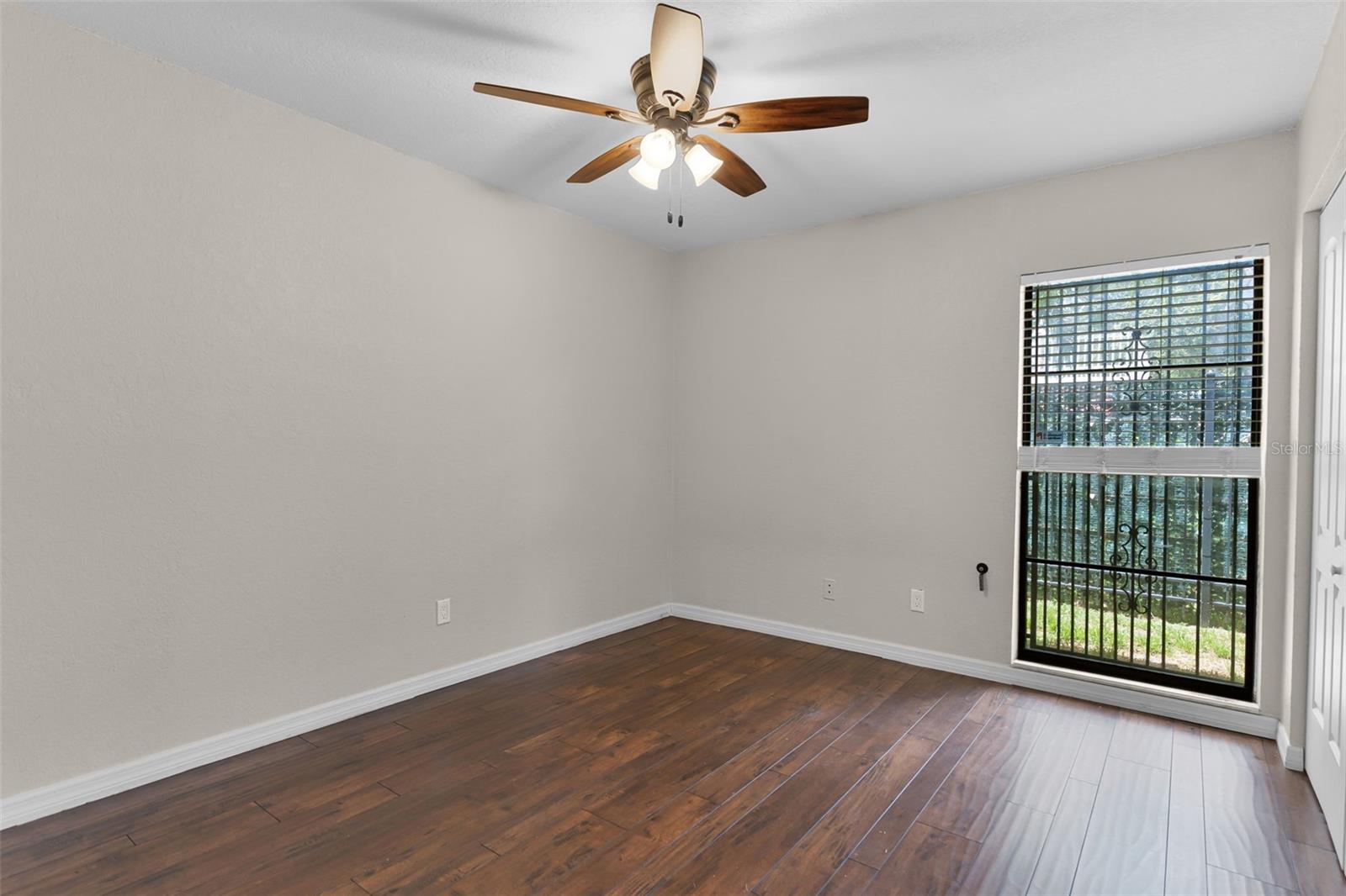 8208 LA SERENA DR — photo 12