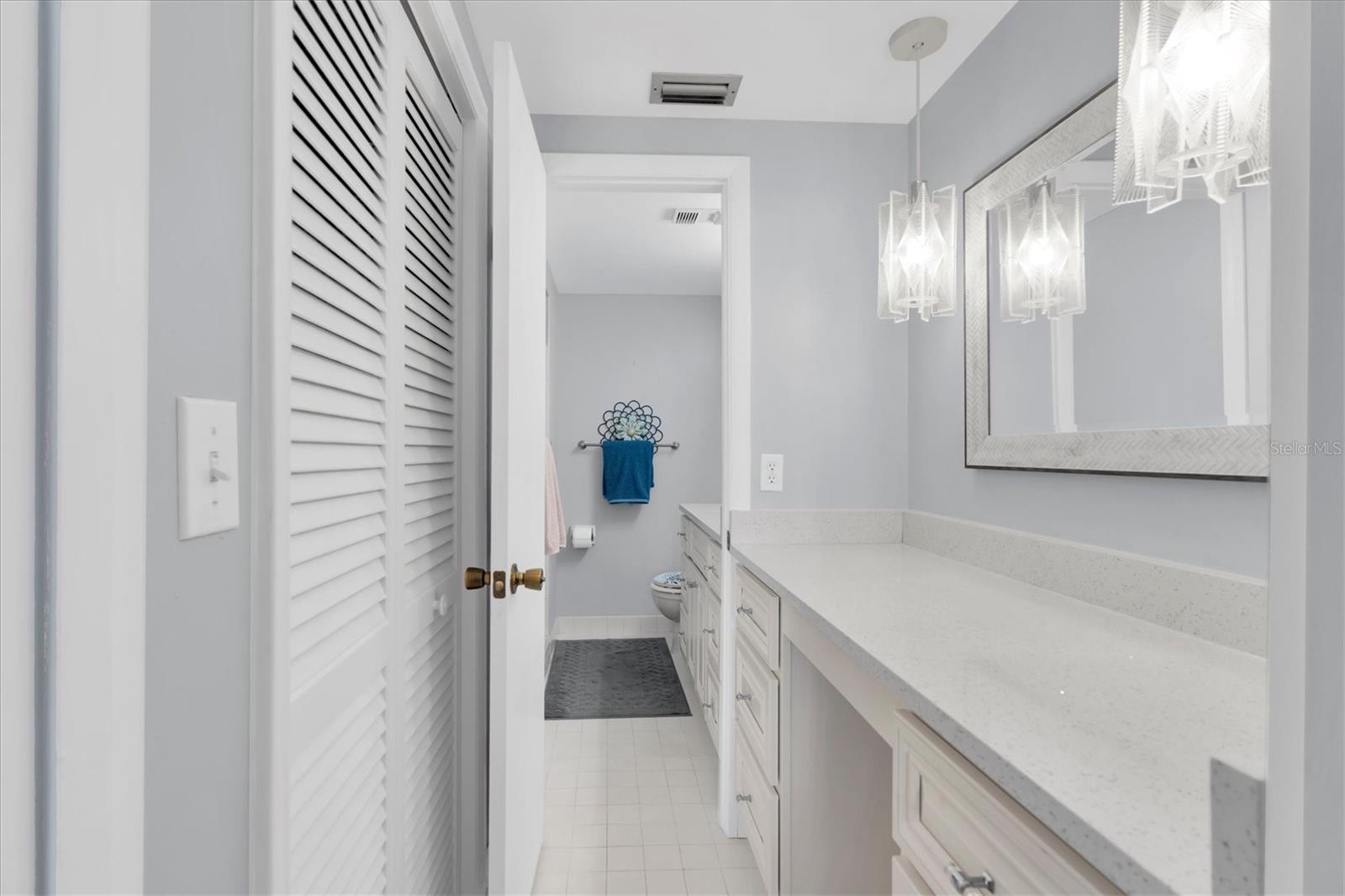 100 PIERCE ST #305 — photo 21