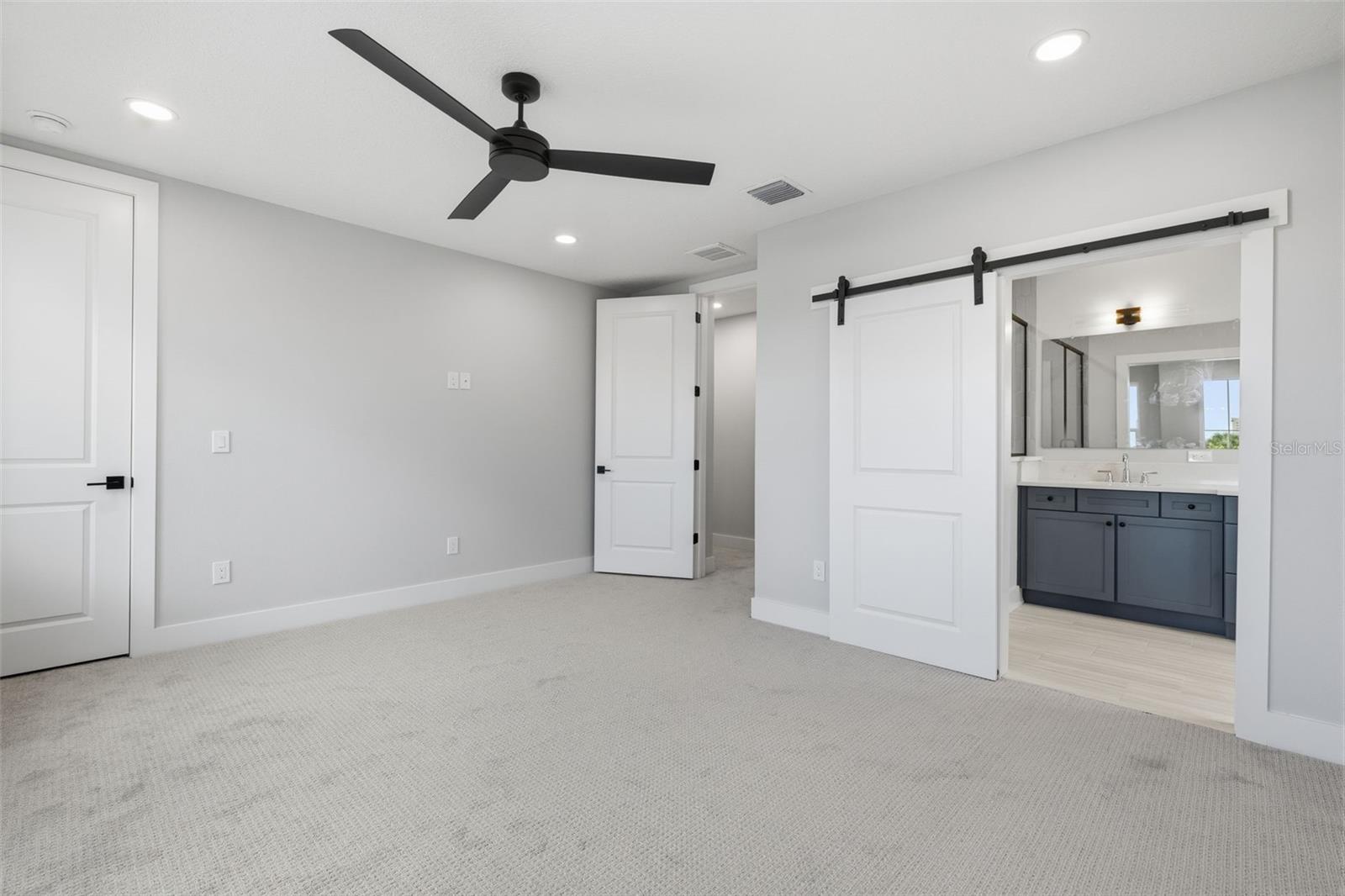 4208 W CARMEN ST #D — photo 24