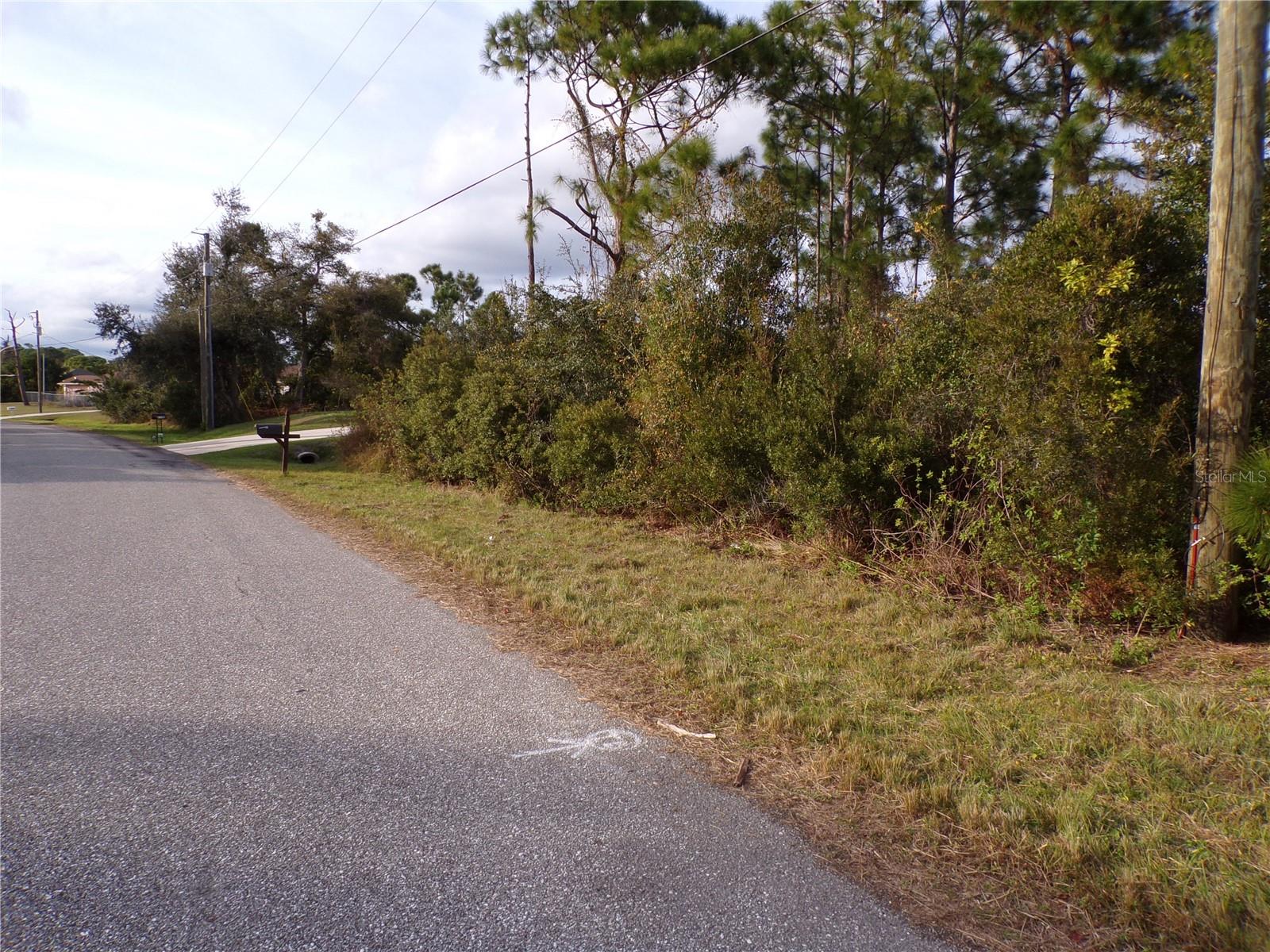 MEROLLA RD — photo 6