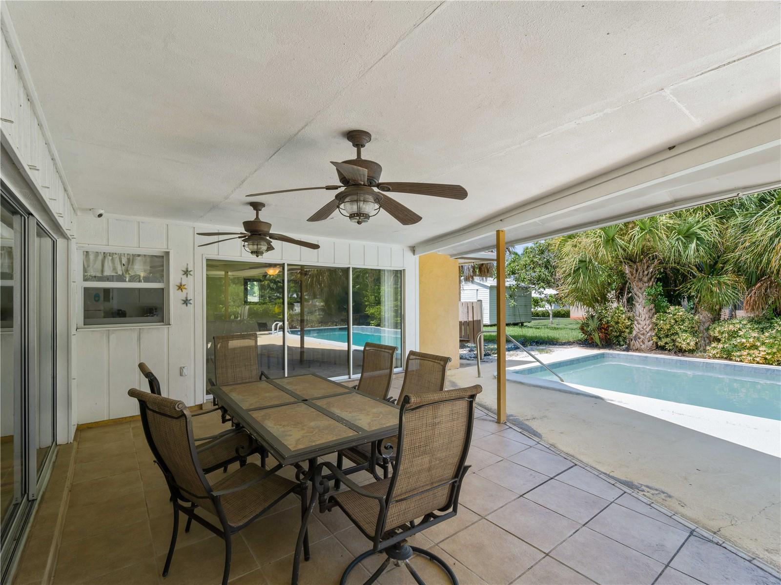 424 BAYCREST DR — photo 34