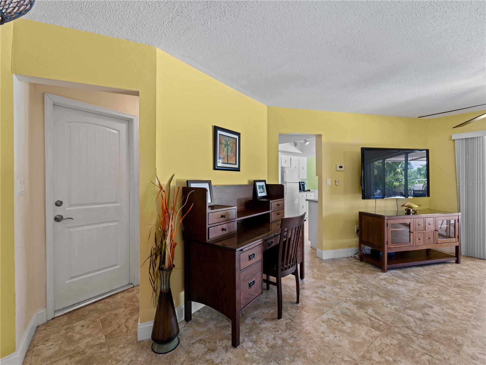 424 BAYCREST DR — photo 14