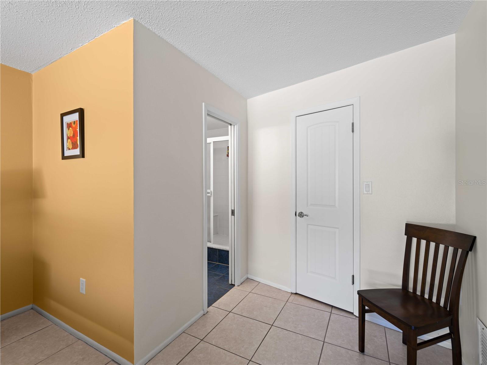 424 BAYCREST DR — photo 19