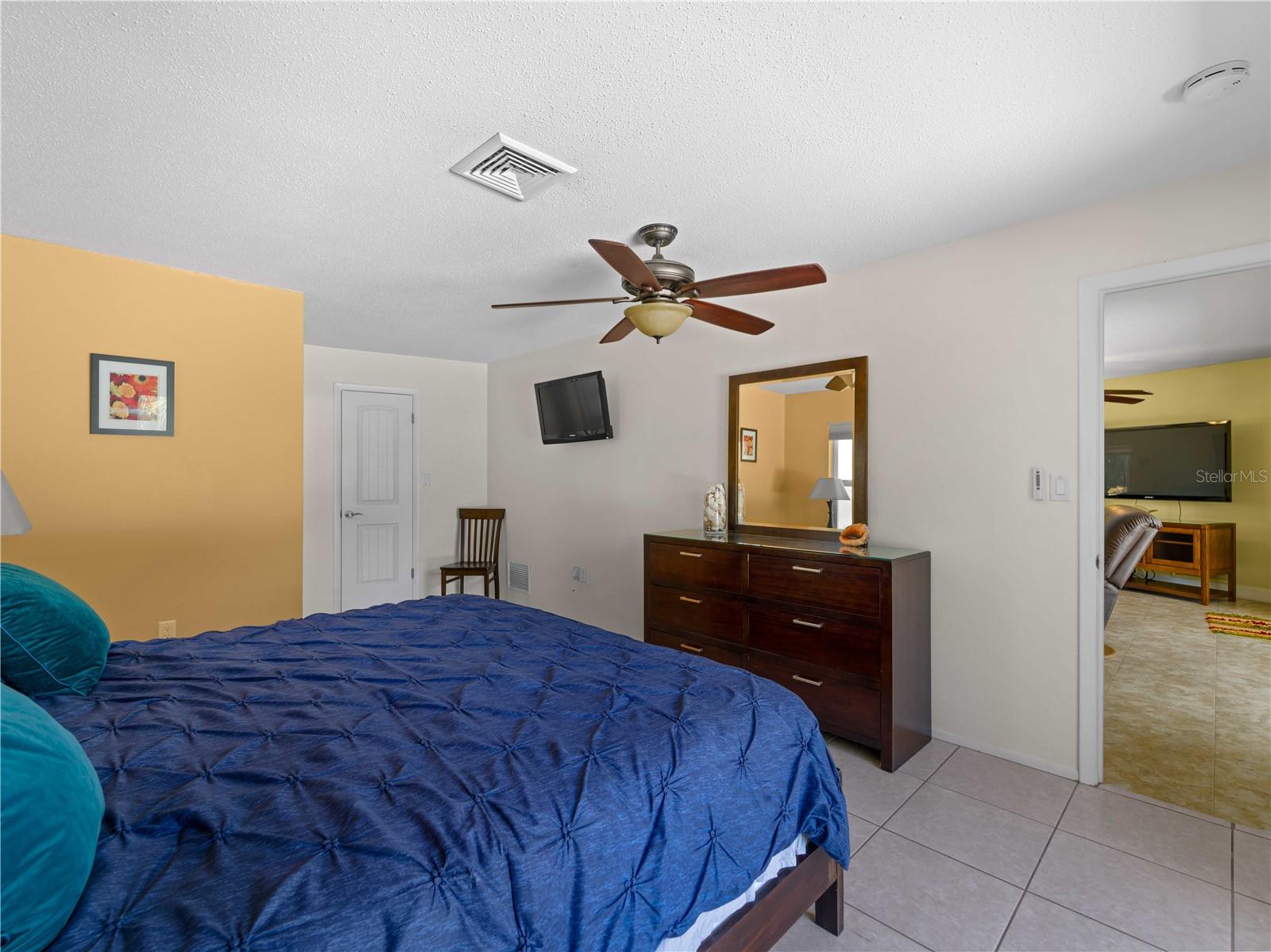 424 BAYCREST DR — photo 18