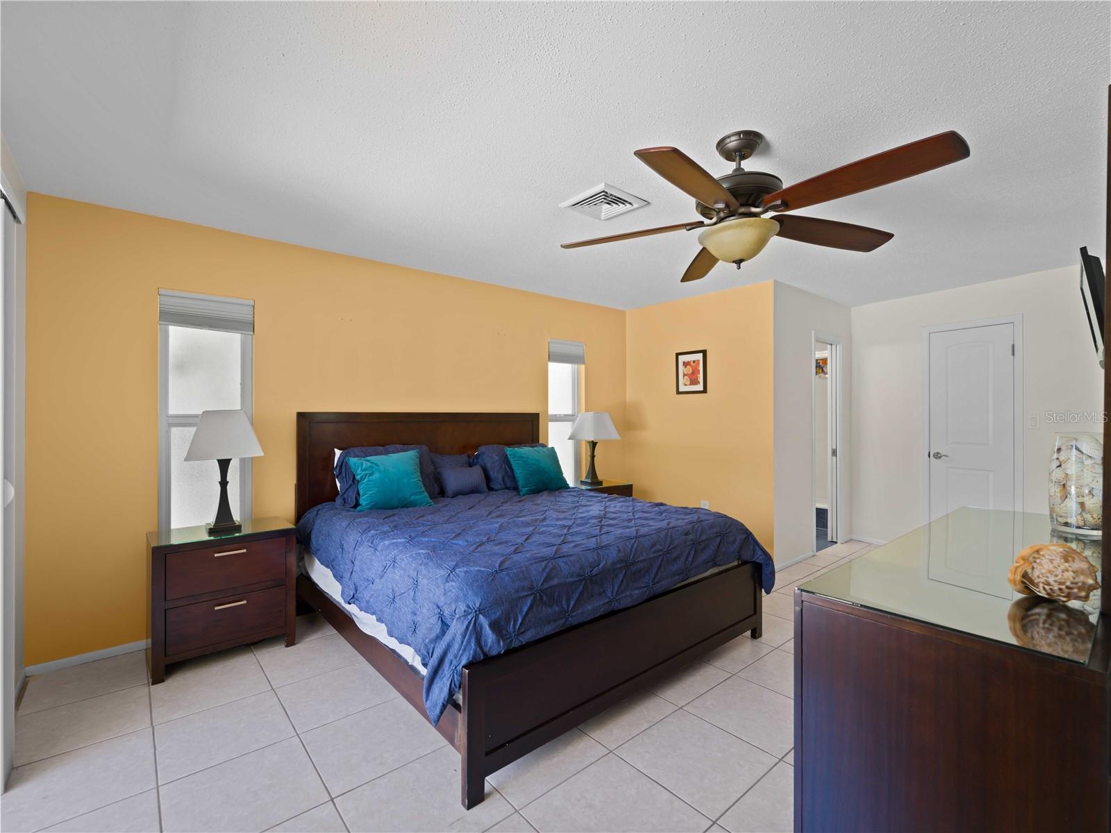 424 BAYCREST DR — photo 17