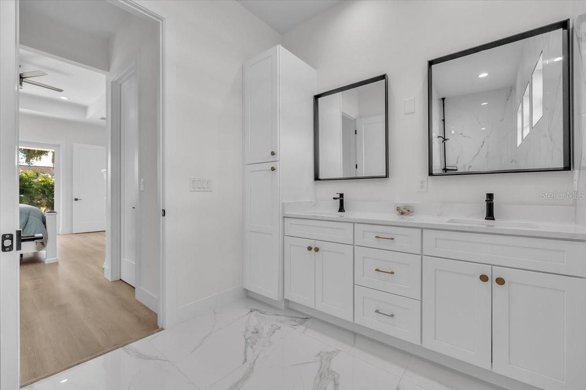 3083 JEANNIN DR — photo 20
