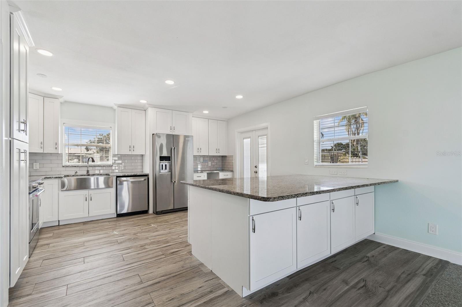 1733 BAYOU GRANDE BLVD NE — photo 10