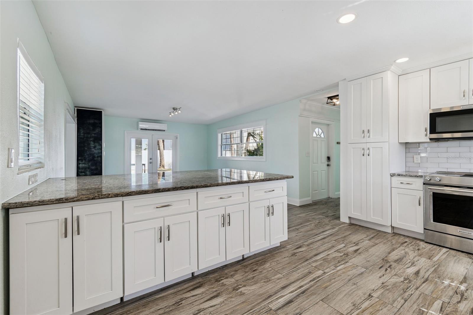 1733 BAYOU GRANDE BLVD NE — photo 12