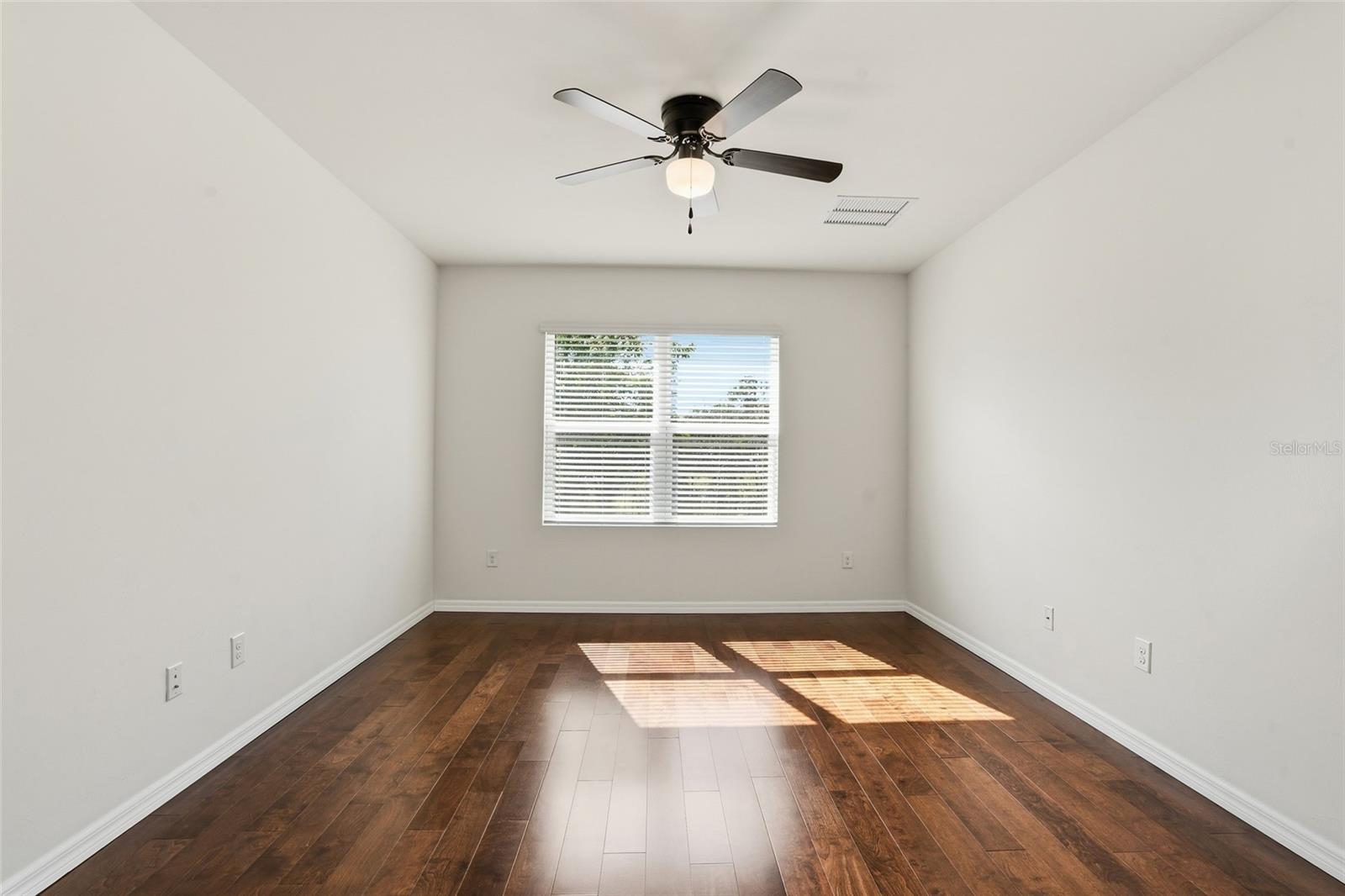 2309 PILGER AVE — photo 17