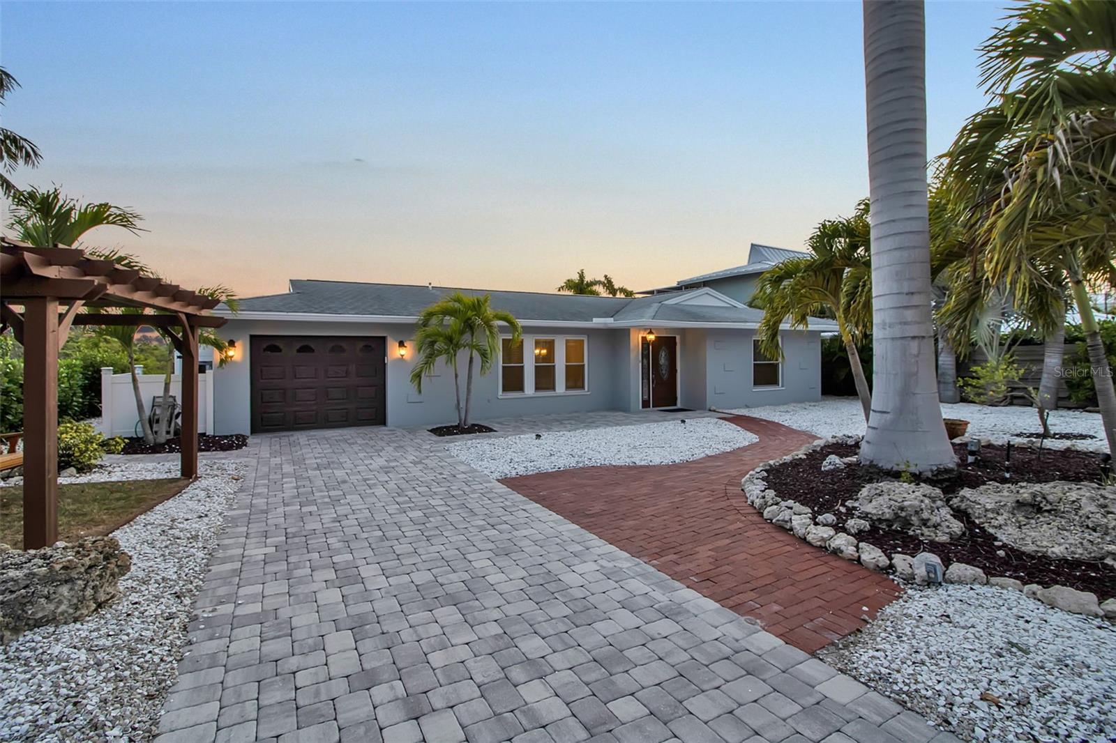 922 CASEY COVE DR — photo 39