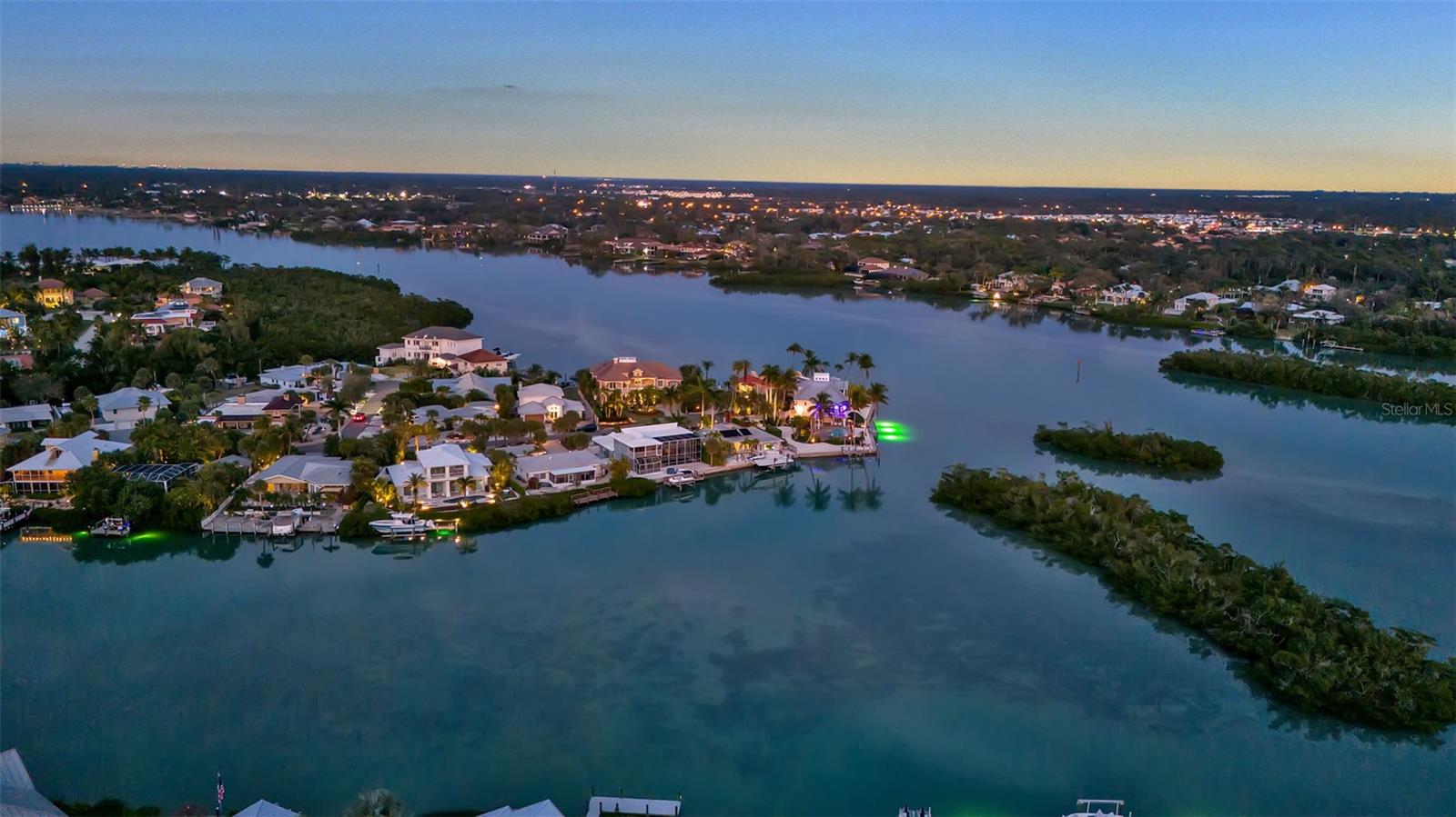 922 CASEY COVE DR — photo 48