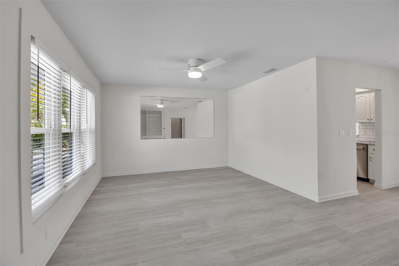 922 CASEY COVE DR — photo 15