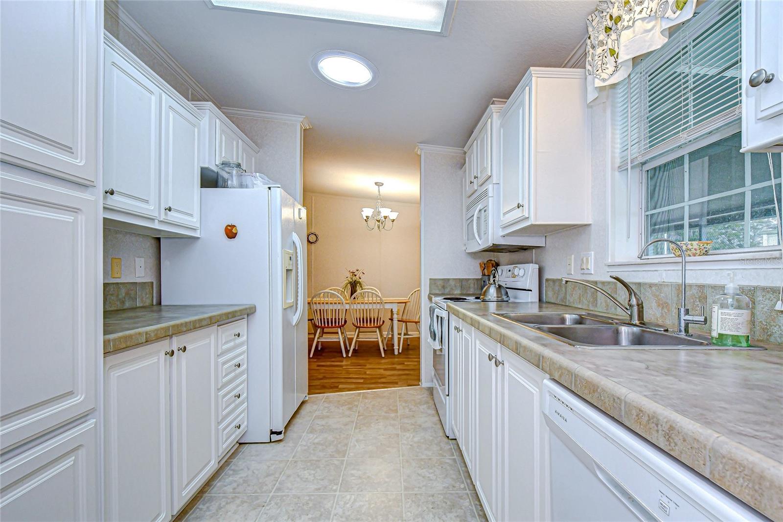 3337 DAWNS DELL — photo 3