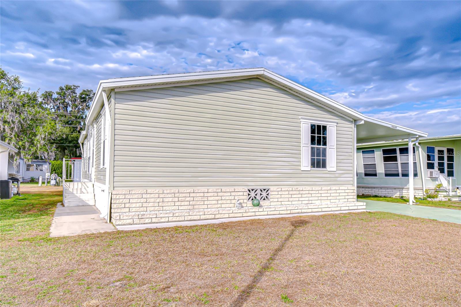 3337 DAWNS DELL — photo 45