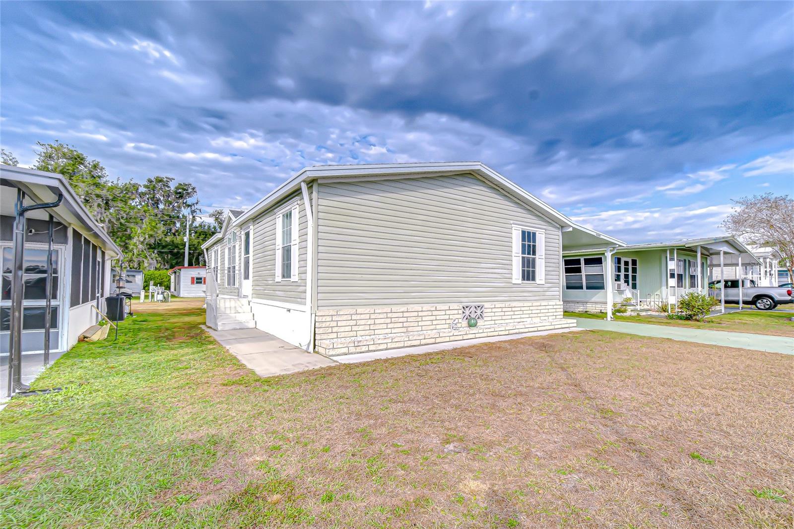 3337 DAWNS DELL — photo 46