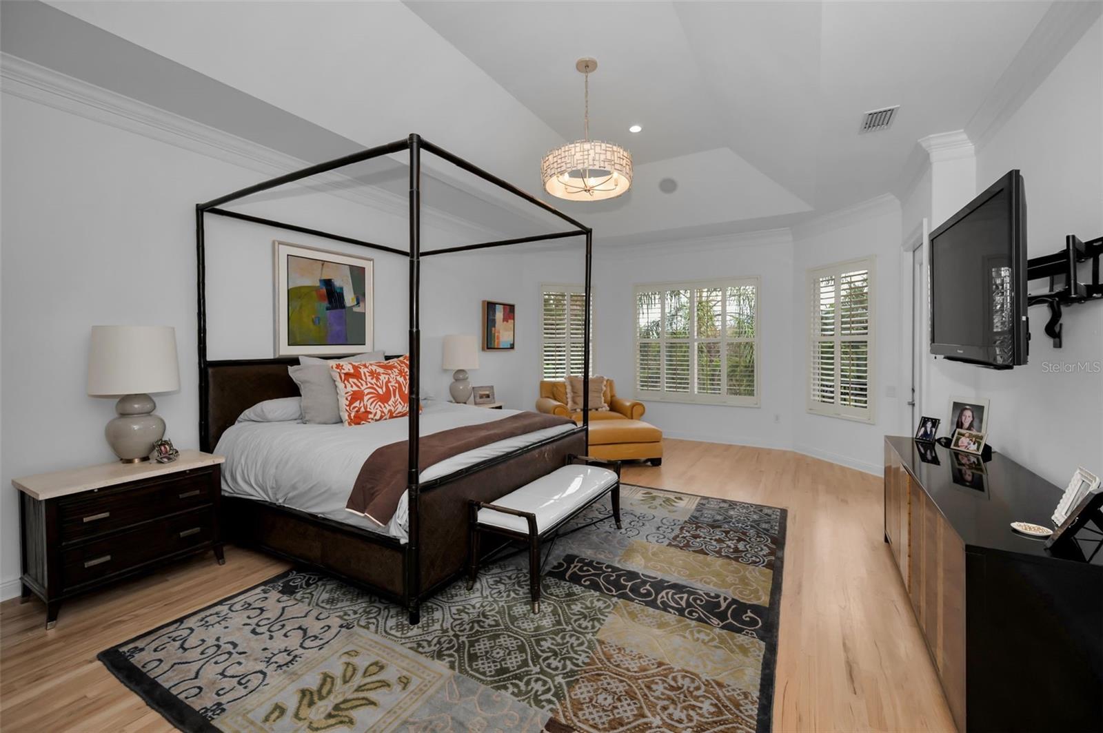 8871 SILVERTHORN RD — photo 57