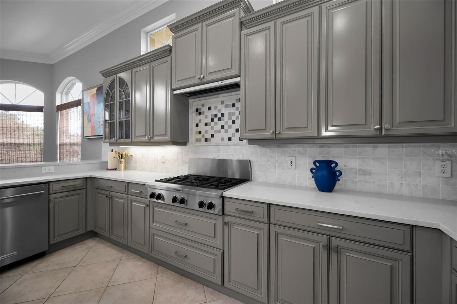 8871 SILVERTHORN RD — photo 37