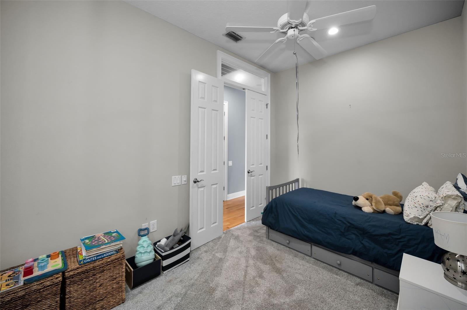 8871 SILVERTHORN RD — photo 78