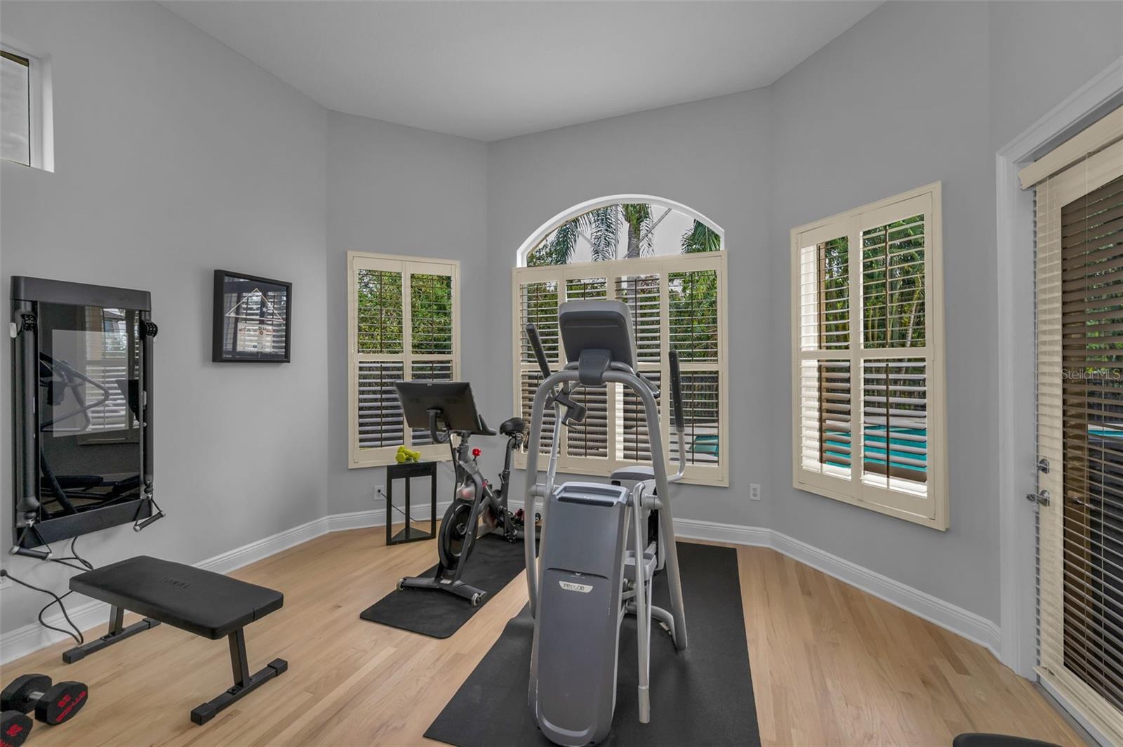 8871 SILVERTHORN RD — photo 45