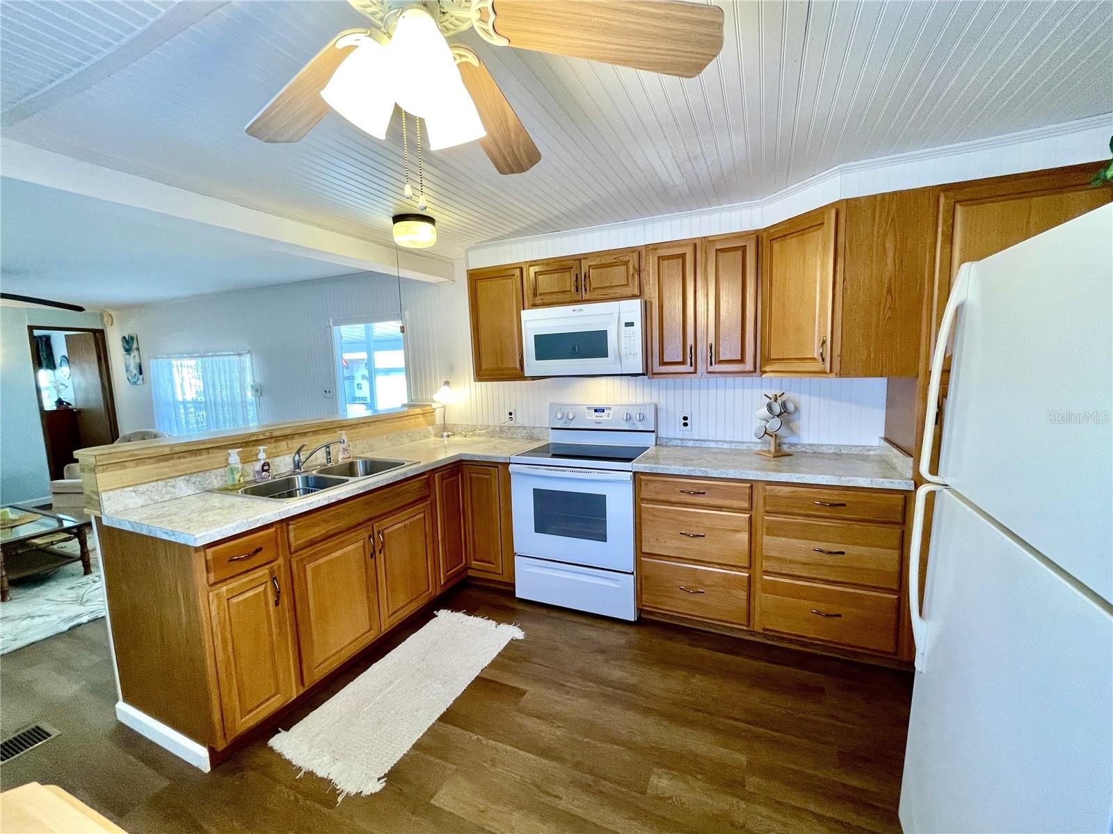 6452 FLEETWOOD CT — photo 16