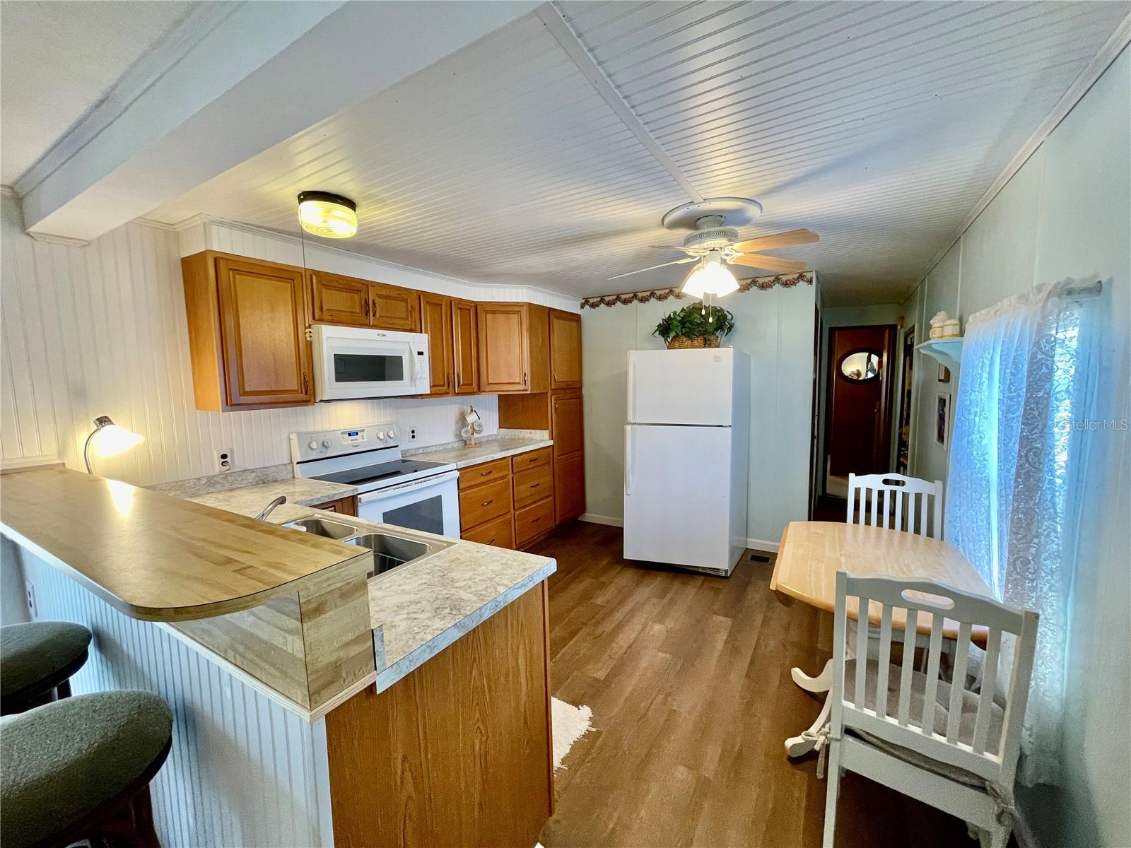 6452 FLEETWOOD CT — photo 12