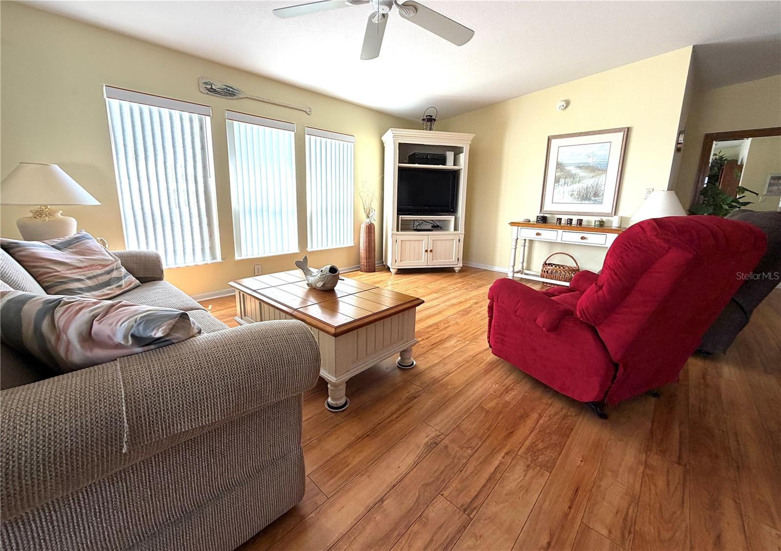 817 S GREEN CIR — photo 5