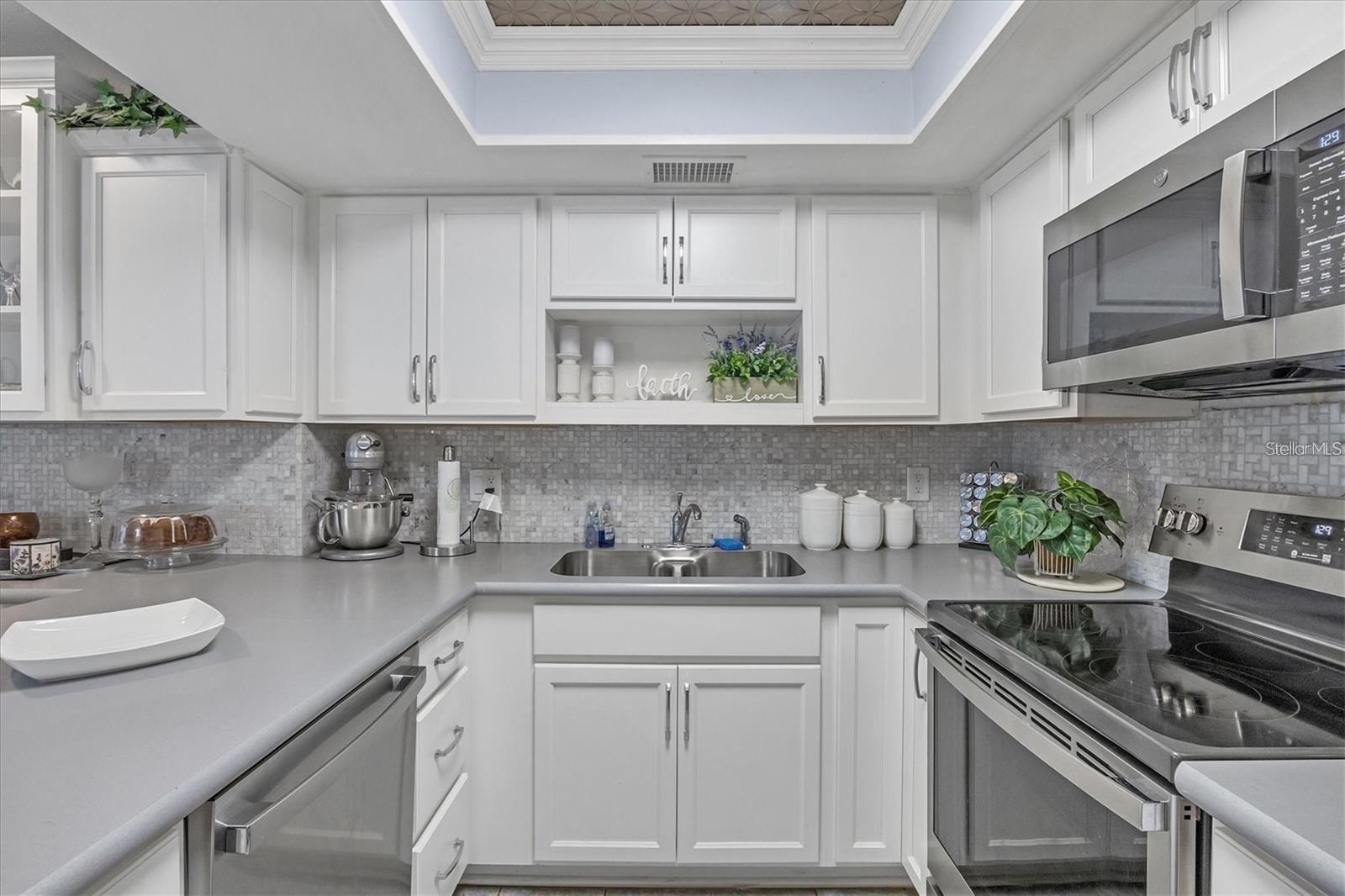 460 BASE AVE E #113 — photo 16