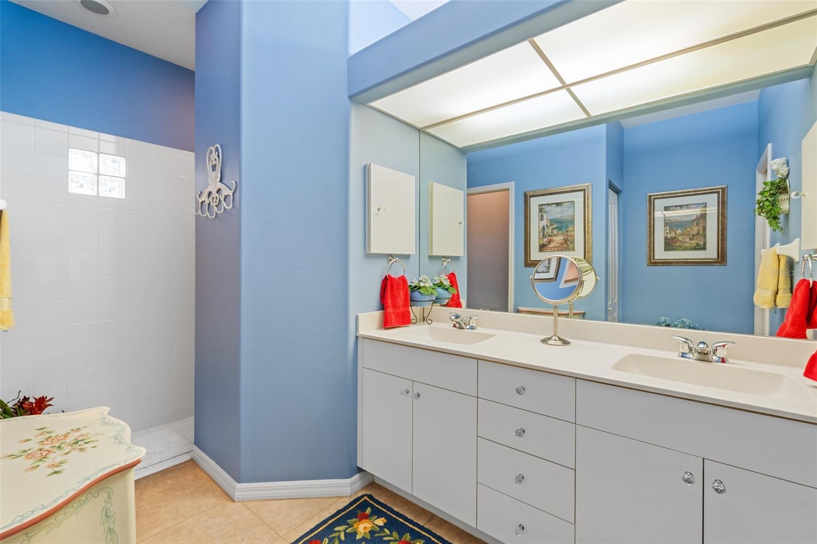 905 BARCLAY CT — photo 26