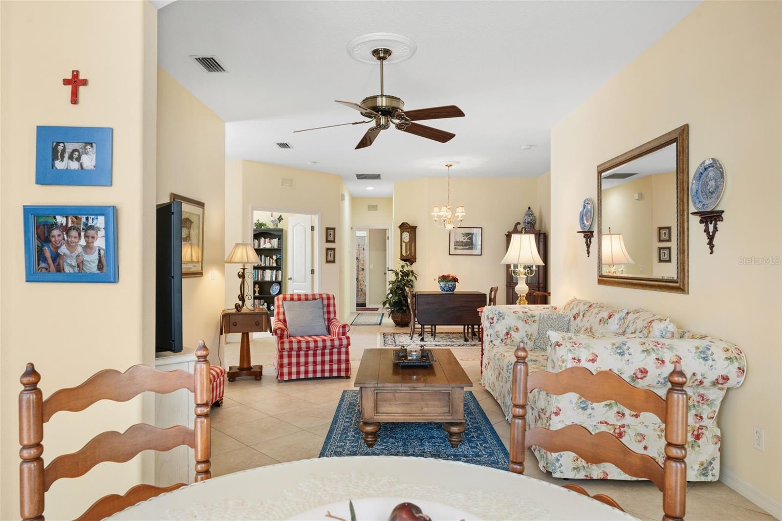 905 BARCLAY CT — photo 19