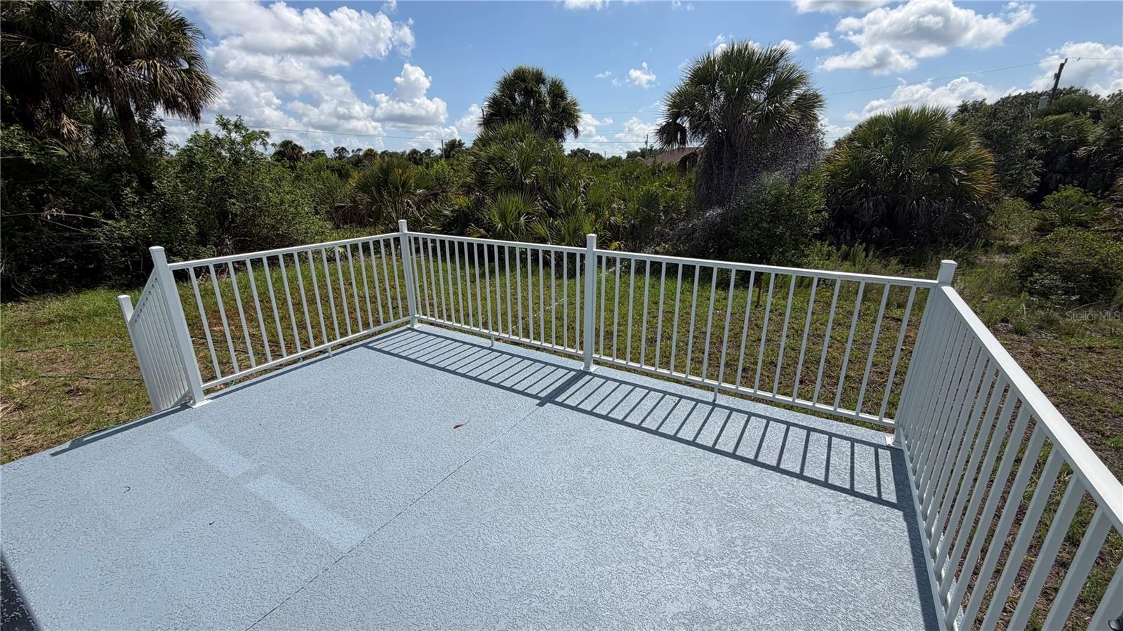 2239 N BISCAYNE DR — photo 16
