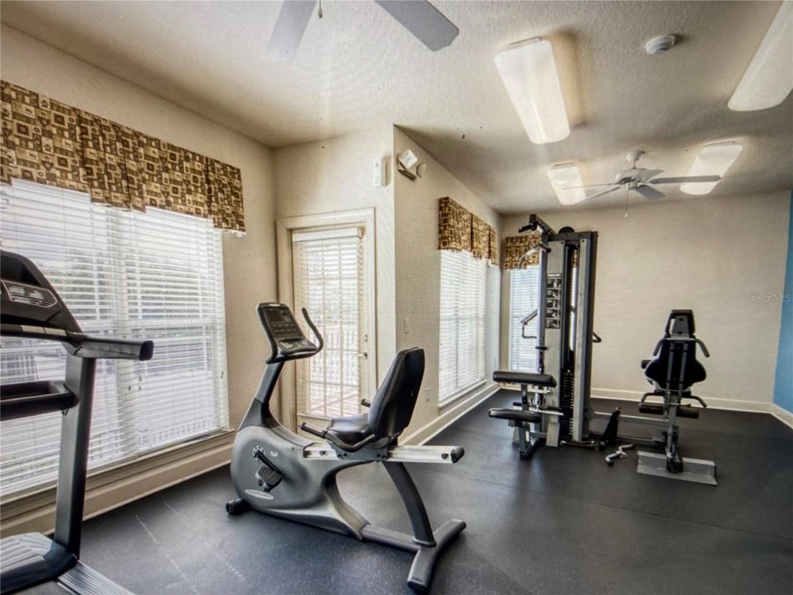 1216 S MISSOURI AVE #418 — photo 31