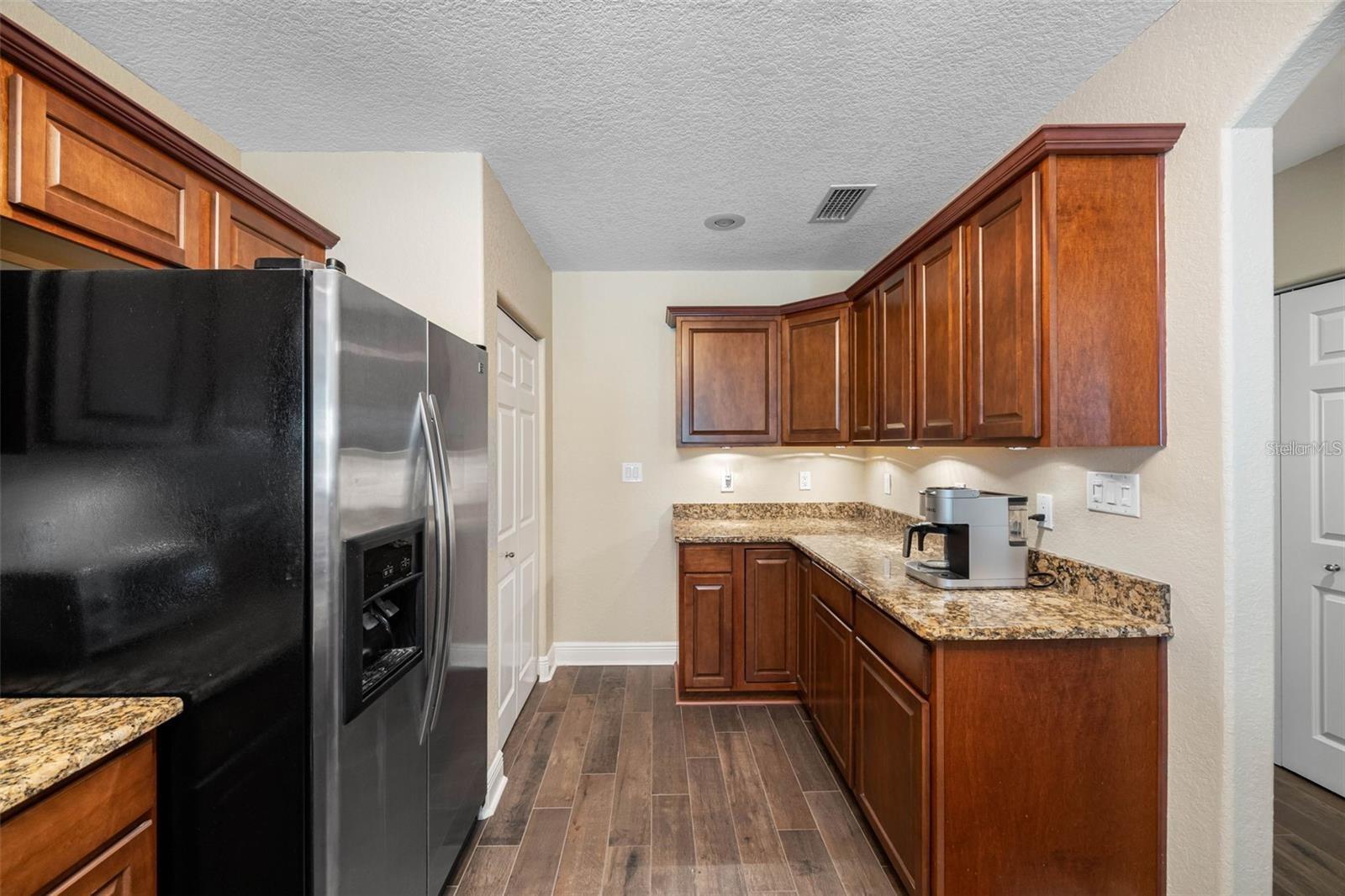 146 175TH TERRACE DR E — photo 14