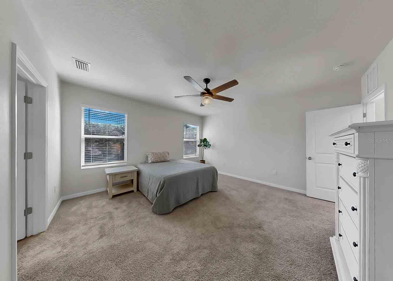 16454 WOODSIDE GLN — photo 32
