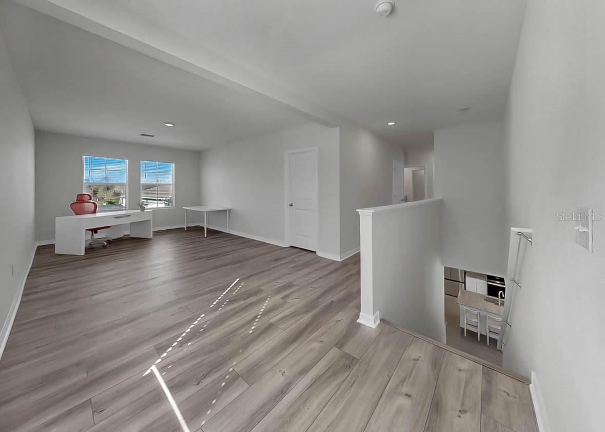 16454 WOODSIDE GLN — photo 28