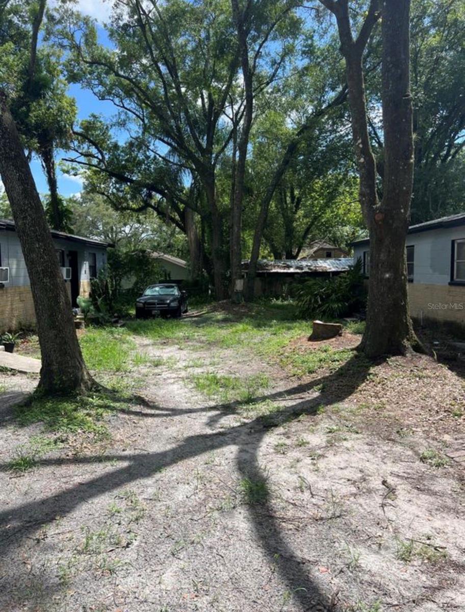 1601 E MARKS DR — photo 20